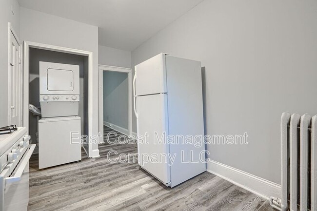 Building Photo - 2419 McCulloh St