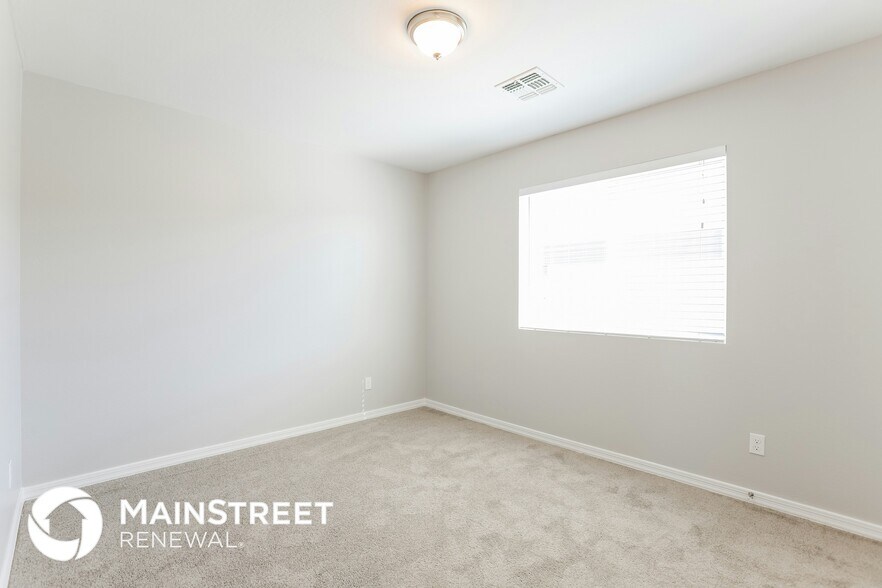 Building Photo - 2000 N 36th St