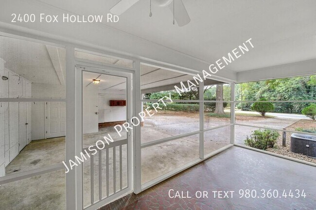 Building Photo - 2400 Fox Hollow Rd