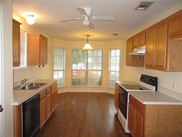 Building Photo - 319 Lake Wichita Dr
