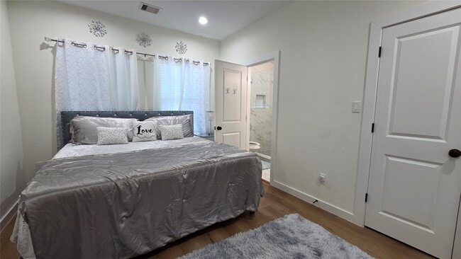 Building Photo - 8113 Miley St