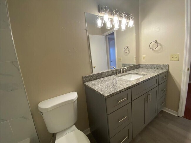 Building Photo - 6763 Magnolia Pointe Cir