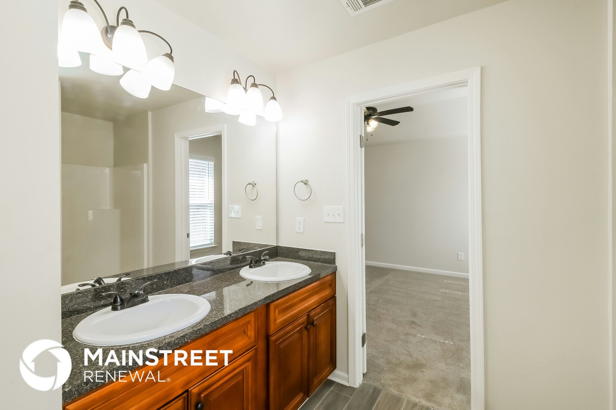 Building Photo - 225 Lamar Lane