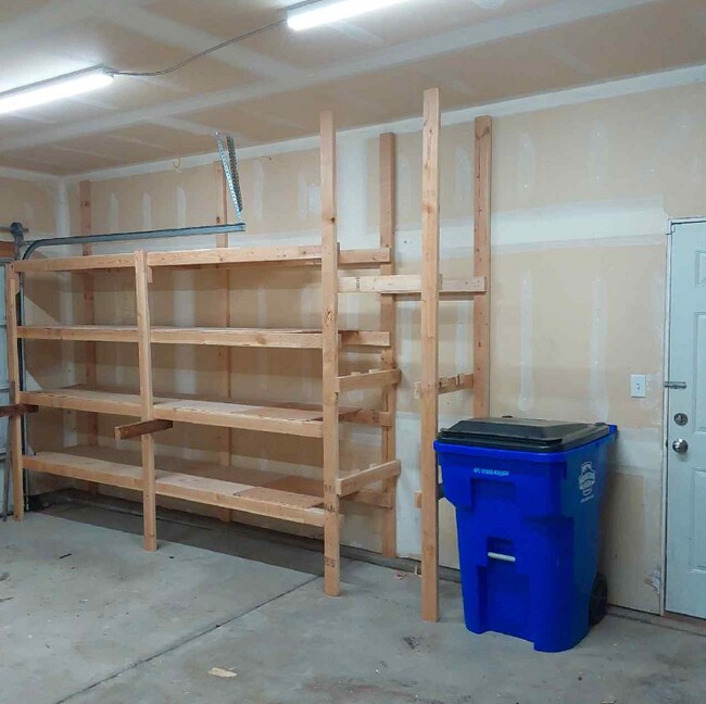 Building Photo - 3026 45th Ave