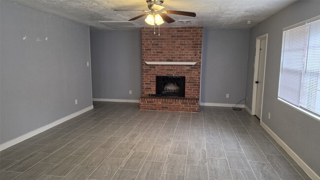 Building Photo - 1503 Wentwood Dr