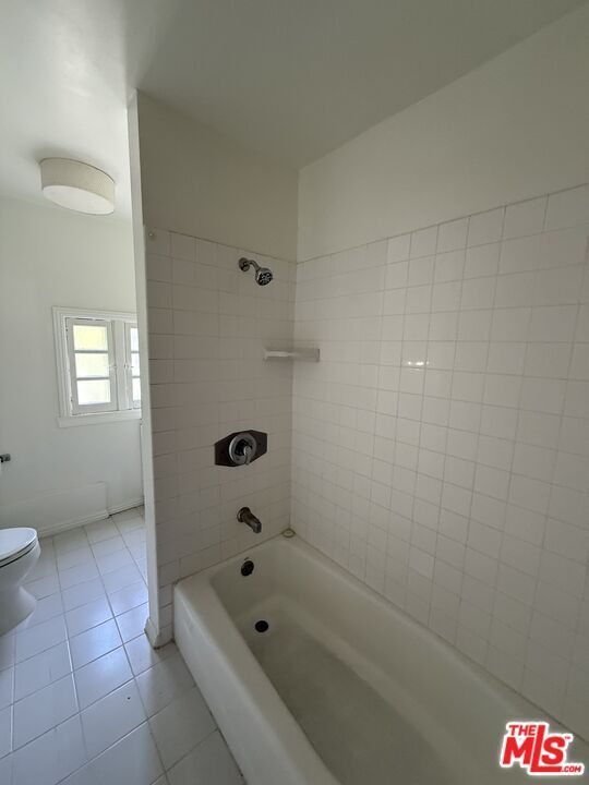 Building Photo - 1740 Westerly Terrace