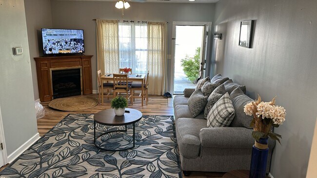 Building Photo - 4114 Spanish Bay Dr