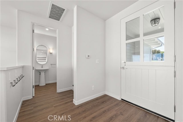 Building Photo - 101 Vía Colusa