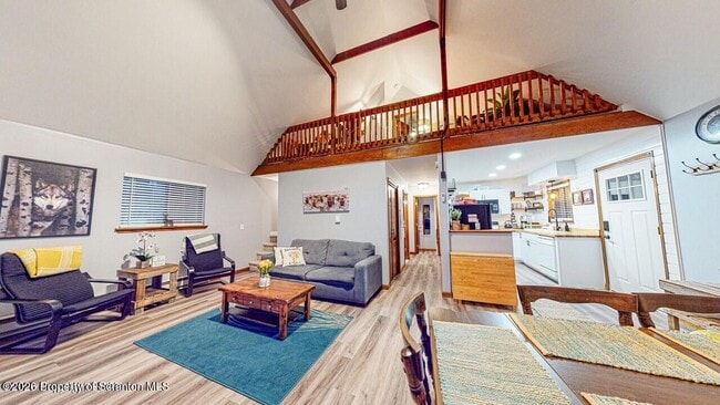 Building Photo - 2823 Fairhaven Dr