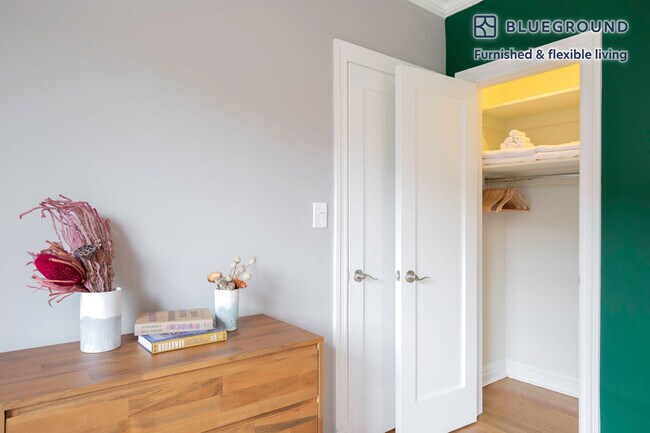 Building Photo - 10 Downing St