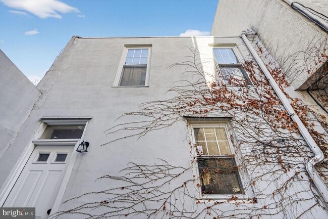 Building Photo - 1616 Webster St