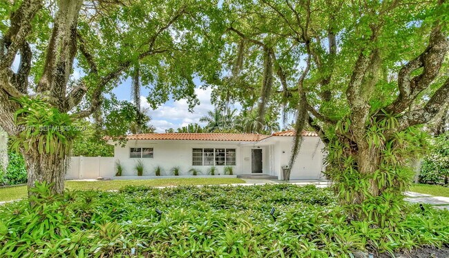 Building Photo - Northeast 11th Avenue, Miami Shores, FL 33138 - 3 BR 2 BA single-family home