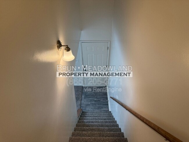 Building Photo - 8676 Tervada Dr