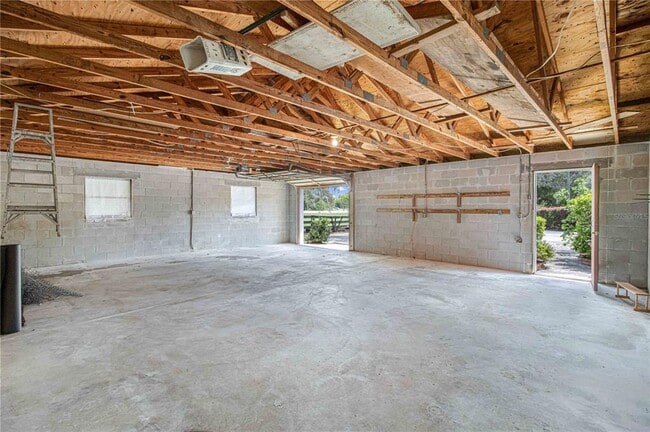 Building Photo - 8225 E Hwy 25