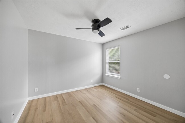 Building Photo - 17307 Hannah Oaks Ln