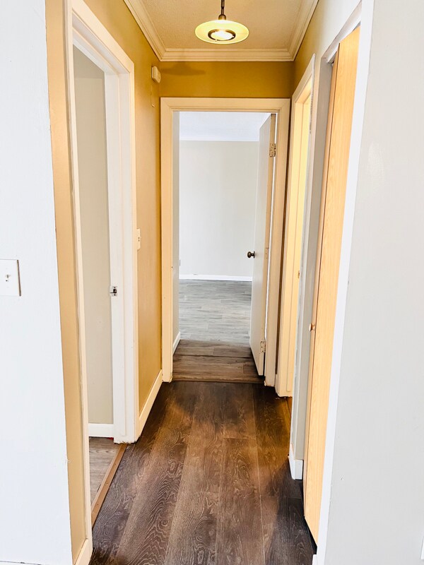 Building Photo - 925 30th Ave S