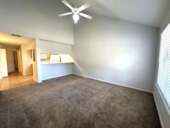 Building Photo - 2738 W Tharpe St