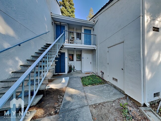Building Photo - 1055 N Capitol Ave