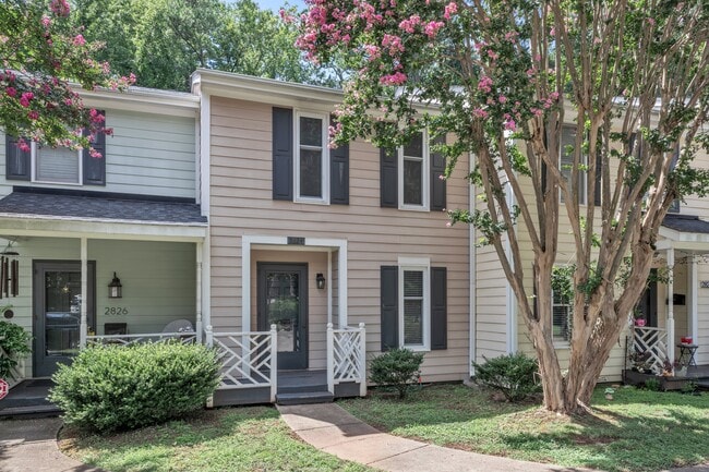 Building Photo - 2824 Wayland Dr