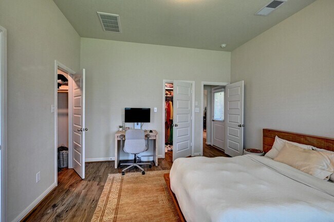 Building Photo - 8122 Peralta Valley Ct