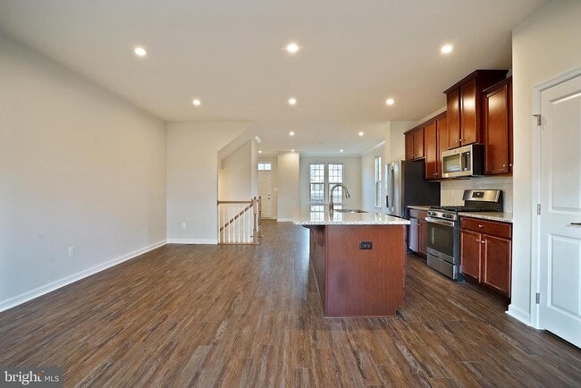 Building Photo - 18187 Red Mulberry Rd