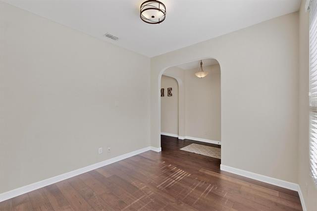 Building Photo - 1801 Velarde Rd