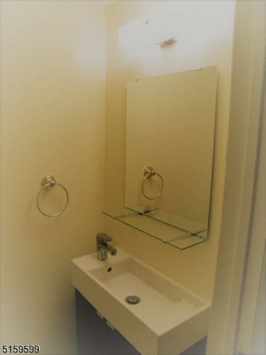 Building Photo - 768 Springfield Ave