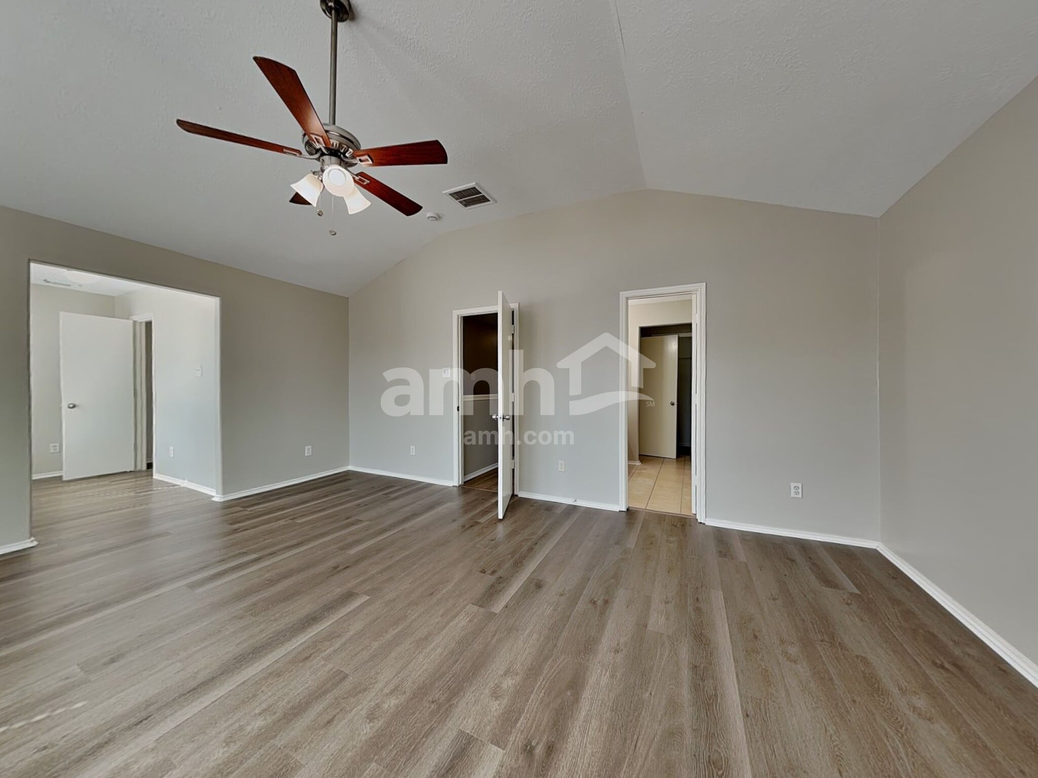 Building Photo - 7222 Winter Song Dr