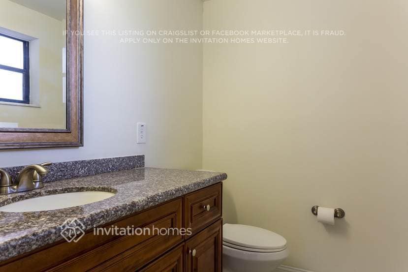 Building Photo - 244 Natchez Ct