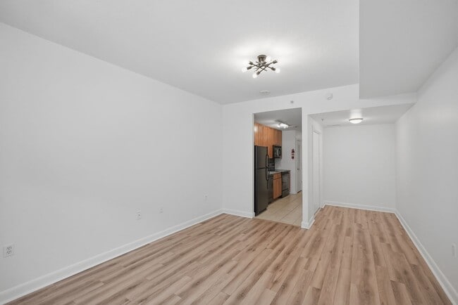 Building Photo - Penn Quarter Condo | Studio | 1 Bath | 450 Sf