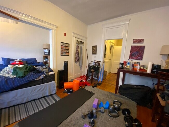 Building Photo - 327 Huntington Ave