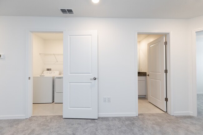 Building Photo - 32011 Powderpuff Mimosa Dr