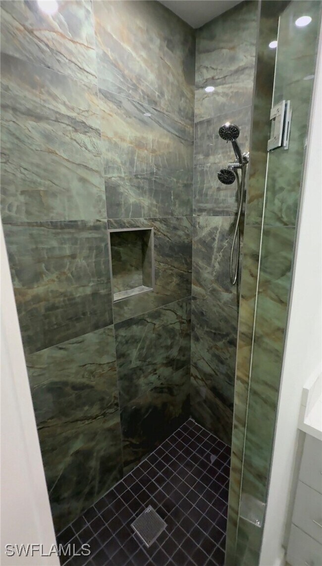 Building Photo - 751 Milano Ave S