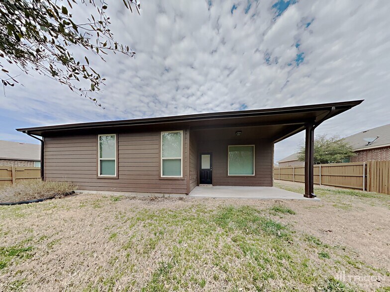 Building Photo - 1204 Glenwood Dr