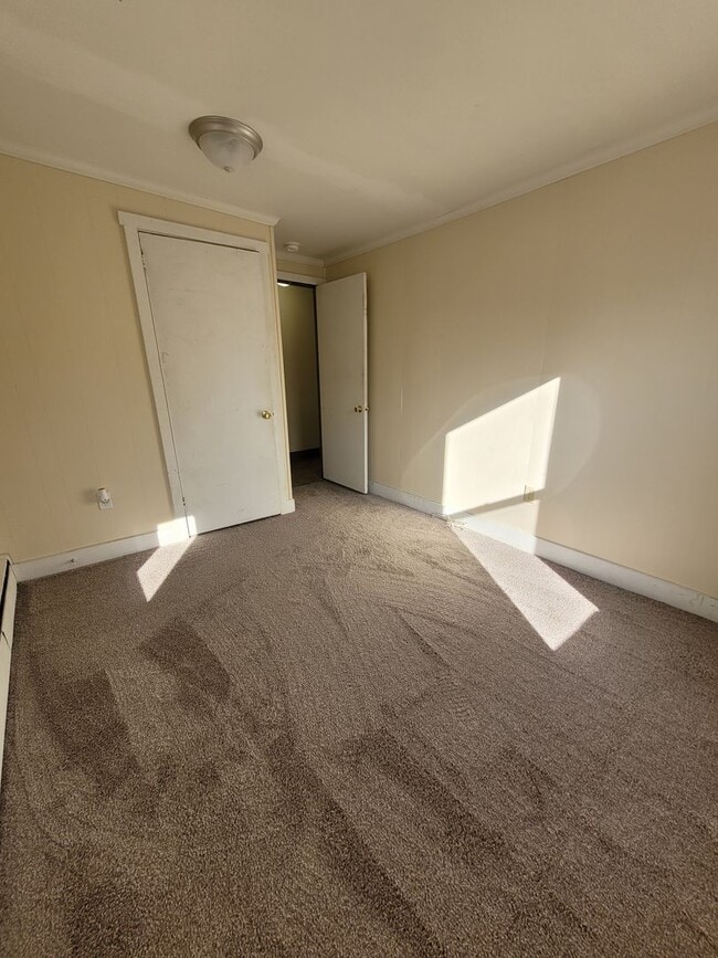 Building Photo - 52-54 East Chestnut Street