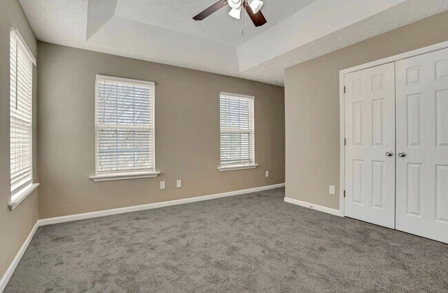 Building Photo - 4099 Robin Cir