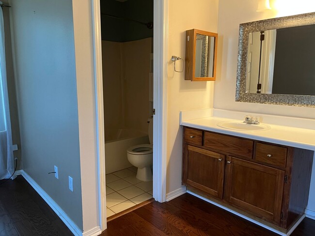 Building Photo - 2260 Estates Circle Navarre, FL 32566