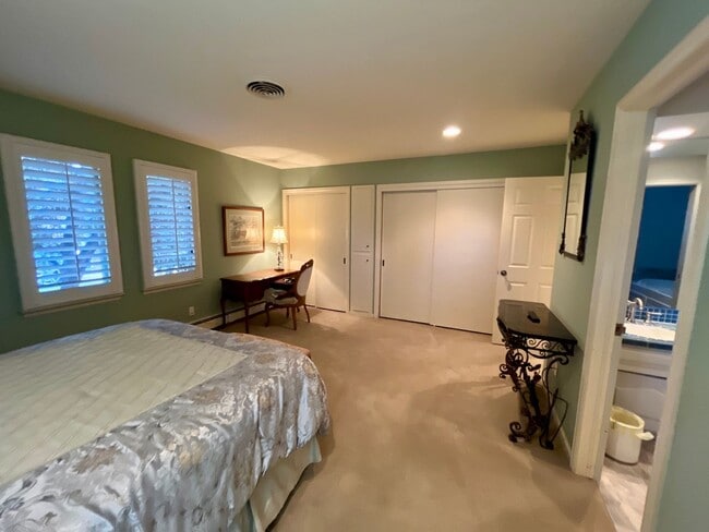 Building Photo - Gorgeous 4 bed 5 bath Luxury rental in Cherry Hills Village!