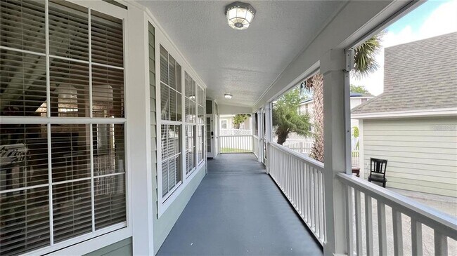 Building Photo - 934 Westpark Dr