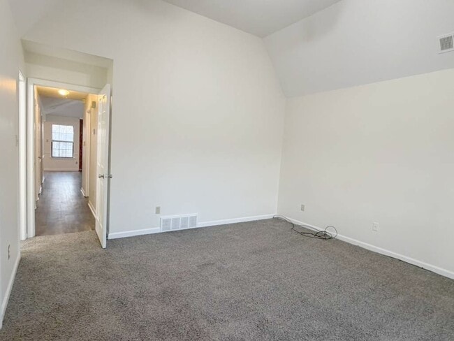 Building Photo - 6914 Snyder Rd