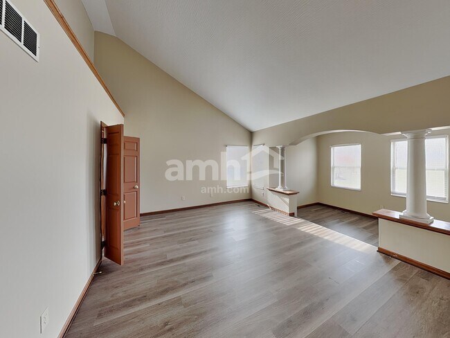 Building Photo - 160 Whittington Pl