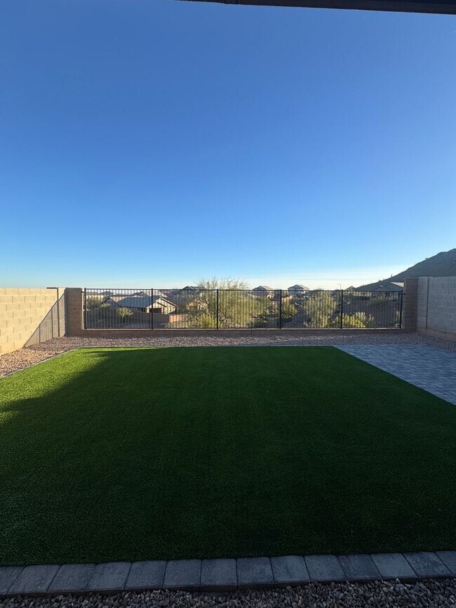 Building Photo - BRAND NEW HOME IN VISTANCIA