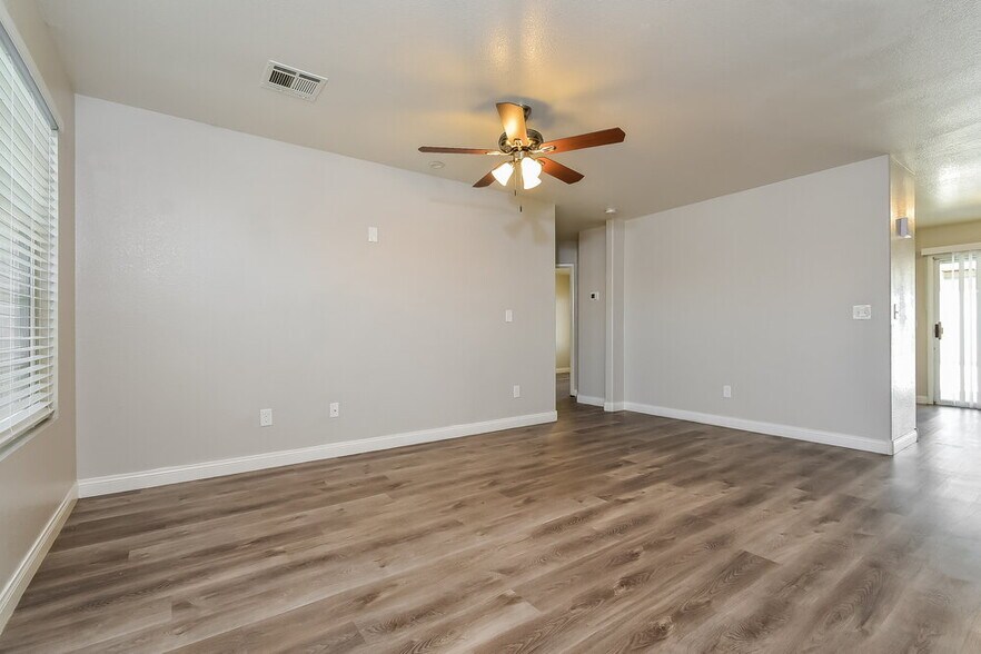 Building Photo - 5330 Krista Alethea St