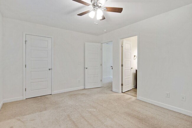Building Photo - Brickyard Landing Townhomes