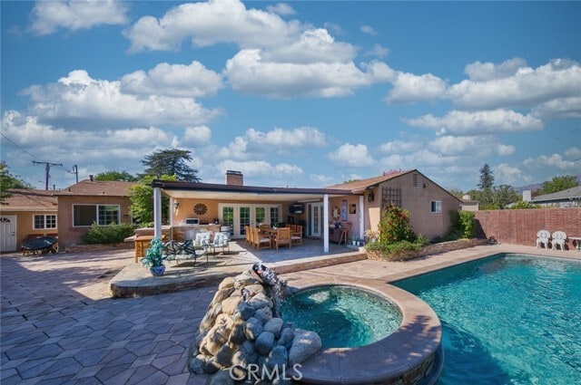 Building Photo - 814 Kellogg Ave