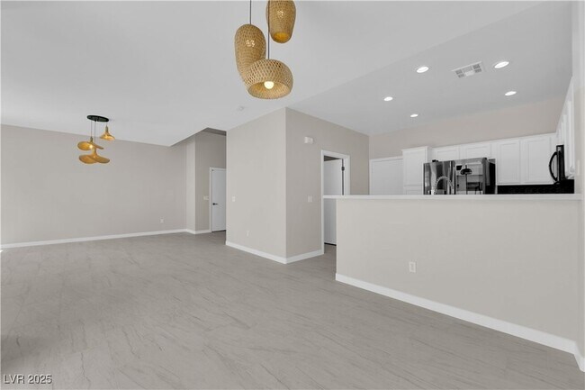 Building Photo - 8739 Villa Jeremiah Ln