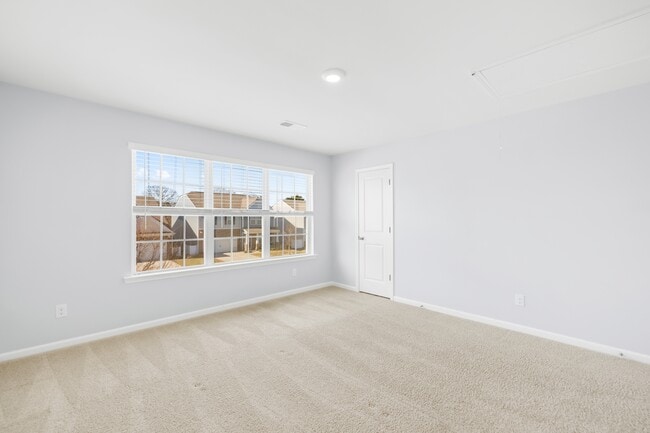 Building Photo - 147 Cherry Birch St