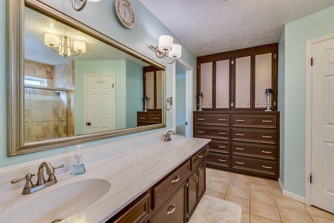 Building Photo - Zoned to CLHS! Updated One Story 4BR Home!