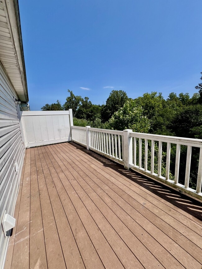 Building Photo - 40 Brownstone Dr