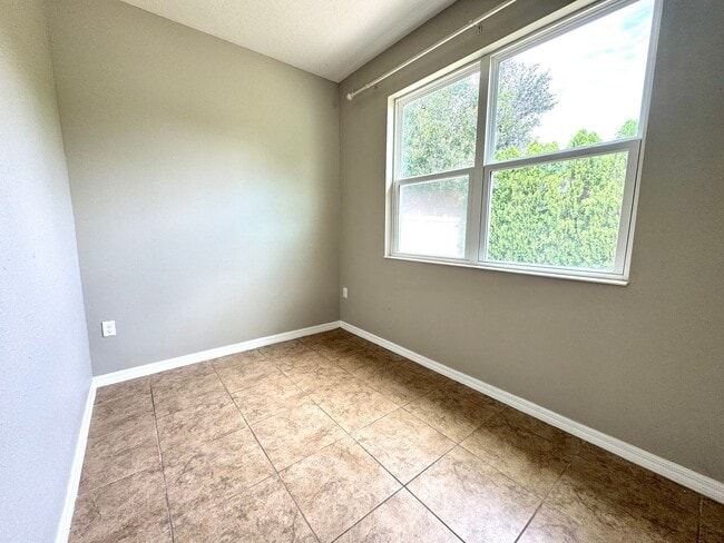 Building Photo - Lake Elsie Reserve 4/2 with Flex Room!